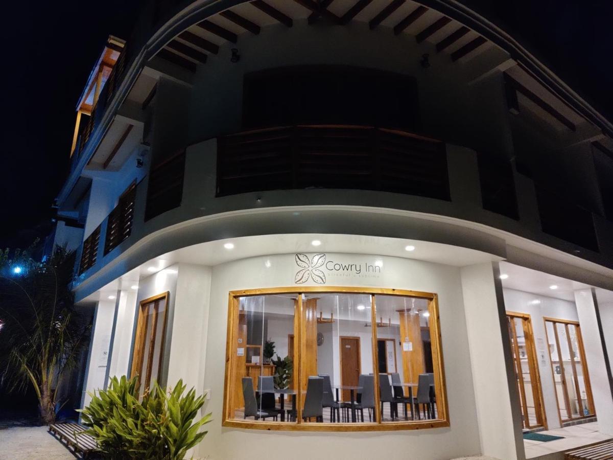 Cowry Inn Фулидхоо Экстерьер фото