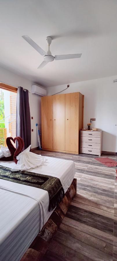 Cowry Inn Фулидхоо Экстерьер фото